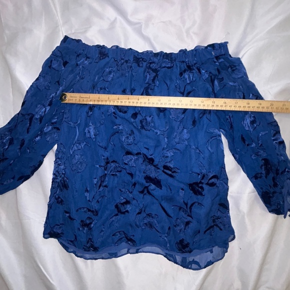 White House Black Market Floral Burnout Off-Shoulder Blouse Blue Women’s Medium - Picture 9 of 14